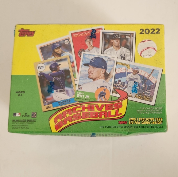 Topps Archives Baseball Card Box - Multicolor - Picture 1 of 1